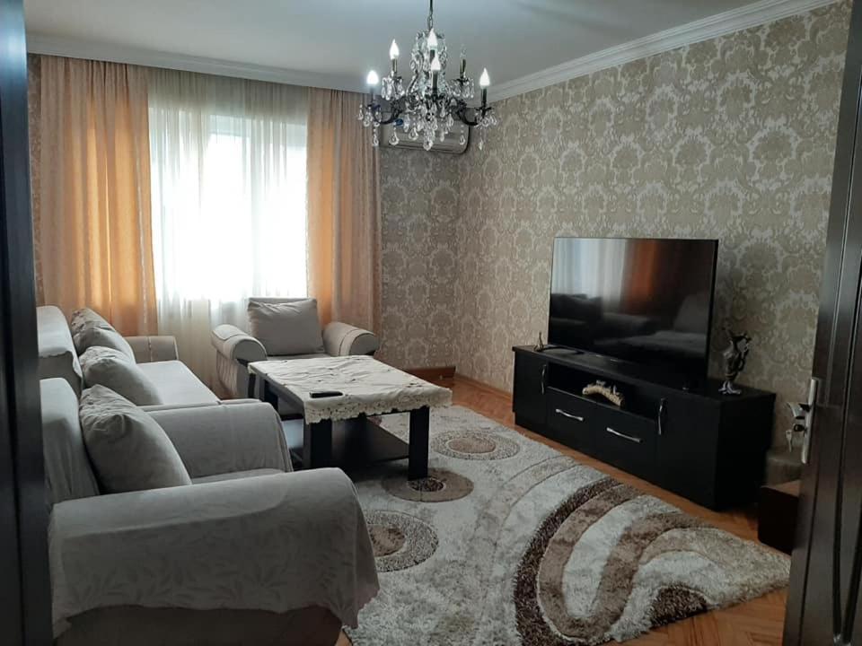 Apartment Жужуна Μπατούμι Εξωτερικό φωτογραφία