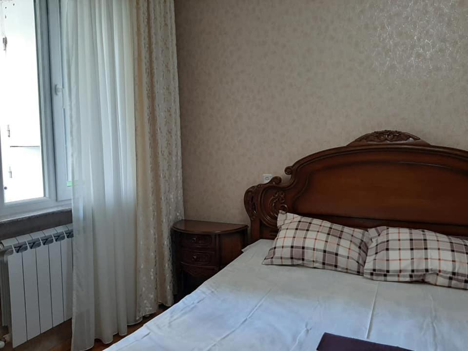 Apartment Жужуна Μπατούμι Εξωτερικό φωτογραφία