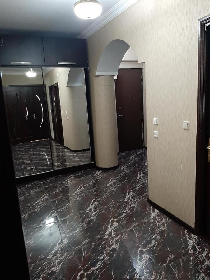 Apartment Жужуна Μπατούμι Εξωτερικό φωτογραφία